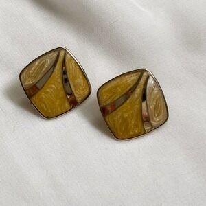 VTG Golden Swirl Square Diamond Earrings